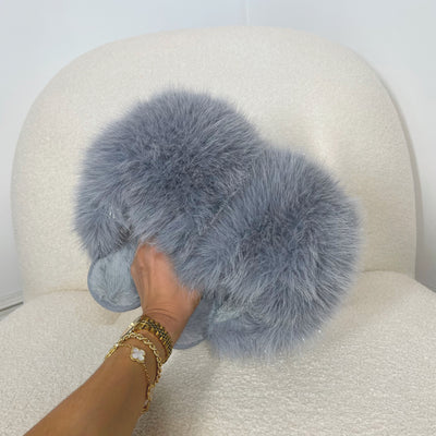 IGGY Extreme Faux Fur Oversized Slippers